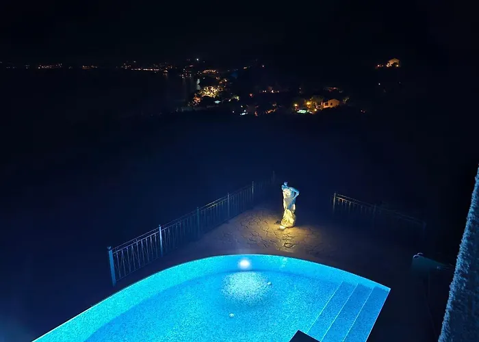 Daniella With Private Pool Ubytování v soukromí