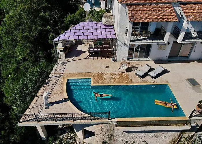 Daniella With Private Pool
