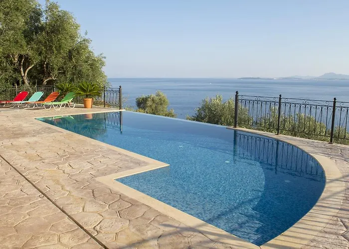 Daniella With Private Pool *